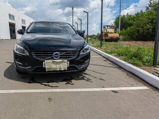 2017 Volvo S60 II Рестайлинг, чёрный, 1320000 рублей, вид 2