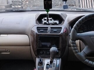1999 Mitsubishi Chariot Grandis III, чёрный, 450000 рублей, вид 5