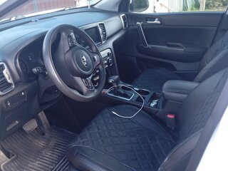 2017 Kia Sportage IV, белый, 1700000 рублей, вид 5
