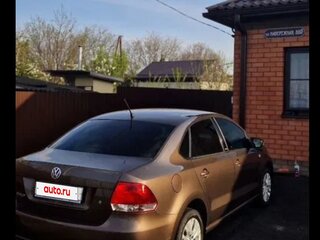 2014 Volkswagen Polo V, коричневый, 940000 рублей, вид 3