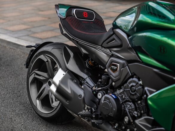 2024 Ducati Diavel V4, зелёный, 9900000 рублей - вид 20