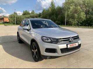 2012 Volkswagen Touareg II, серебристый, 2150000 рублей, вид 1
