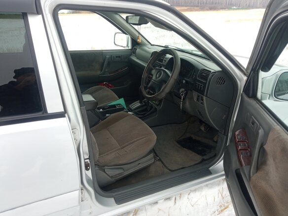 1998 Isuzu Wizard I, серый, 350000 рублей - вид 5