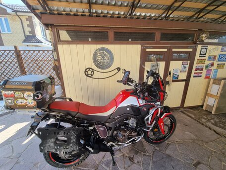 2017 Honda CRF 1000L Africa Twin, красный, 1280000 рублей, вид 3