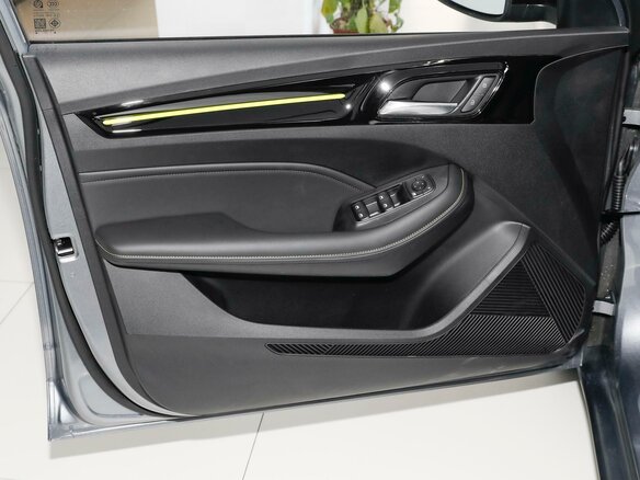 2023 Roewe i5 I Рестайлинг, серый - вид 28
