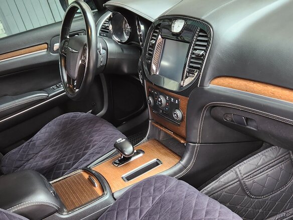 2012 Chrysler 300C II, чёрный, 2490000 рублей - вид 6