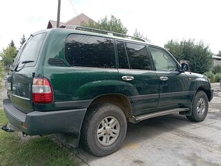 2005 Toyota Land Cruiser 105 100 Series Рестайлинг 1, зелёный, 6000000 рублей, вид 3