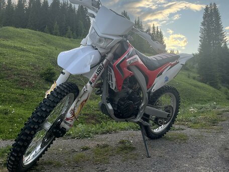 2016 Motoland XR250, красный, 159000 рублей, вид 3