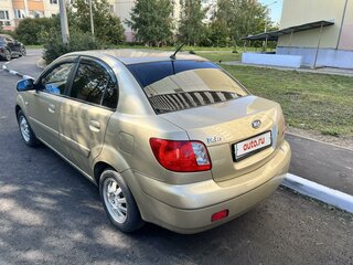2006 Kia Rio II, бежевый, 350000 рублей, вид 2
