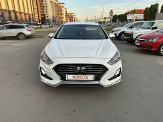 2019 Hyundai Sonata VII (LF) Рестайлинг, белый, 2350000 рублей, вид 1