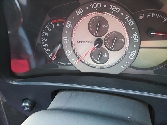 2001 Toyota Altezza, серый, 950000 рублей - вид 10