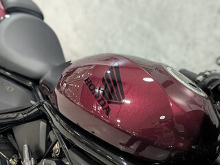 2021 Honda CMX 1100 Rebel, пурпурный, 899000 рублей, вид 5