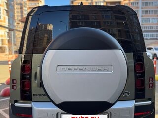 2021 Land Rover Defender 110 II, зелёный, 5800000 рублей, вид 5