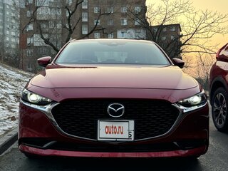 2020 Mazda 3 IV (BP), красный, 1535000 рублей, вид 2