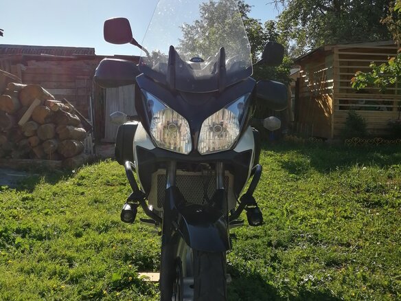 2010 Suzuki V-Strom DL 650, белый - вид 3
