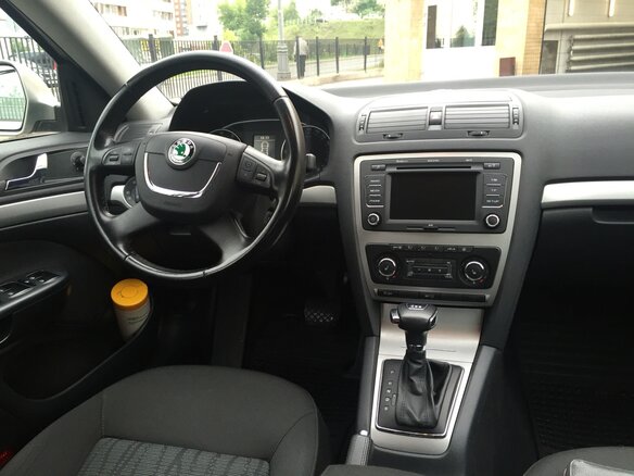 2011 Skoda Octavia II (A5) Рестайлинг, серый - вид 9
