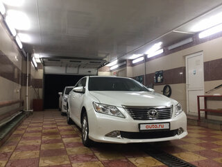 2014 Toyota Camry VII (XV50), белый, 1970000 рублей, вид 1