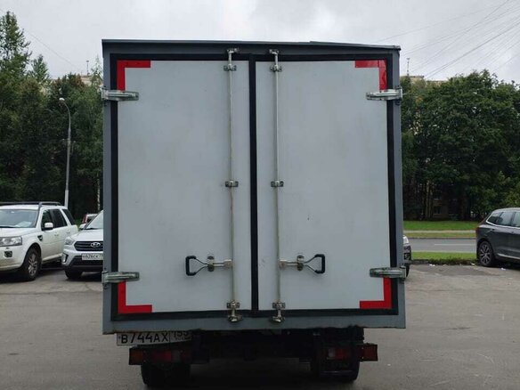 2010 ГАЗ ГАЗель (3302), белый, 1250000 рублей - вид 4