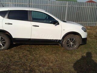 2012 Nissan Qashqai I Рестайлинг, белый, 850000 рублей, вид 2