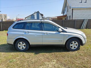 2011 SsangYong Kyron 6-speed I Рестайлинг, серебристый, 800000 рублей, вид 2