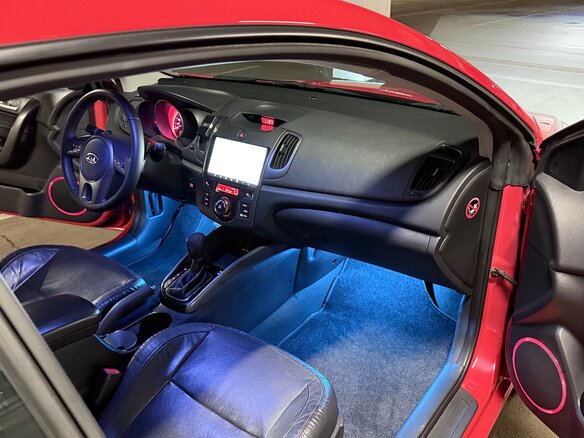 2011 Kia Cerato Koup II, красный - вид 13