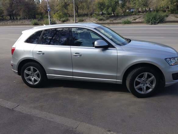 2009 Audi Q5 I (8R), серебристый - вид 1