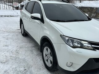 2014 Toyota RAV4 IV (XA40), белый, 2450000 рублей, вид 3