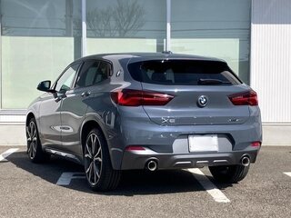 2022 BMW X2 xDrive18d I (F39), серый, 2290000 рублей, вид 3