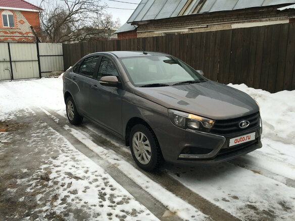 2016 Lada (ВАЗ) Vesta I, коричневый