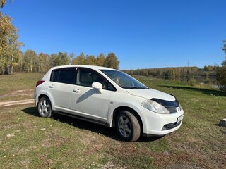 2006 Nissan Tiida I, белый, 570000 рублей, вид 1