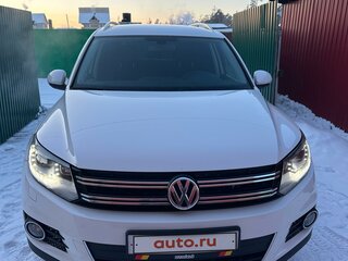 2012 Volkswagen Tiguan I Рестайлинг, белый, 1850000 рублей, вид 1
