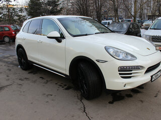 2011 Porsche Cayenne II (958), белый, 1450000 рублей, вид 3
