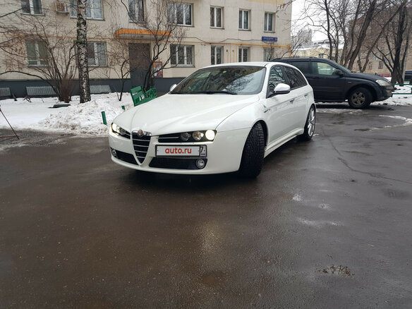 2008 Alfa Romeo 159, белый - вид 8