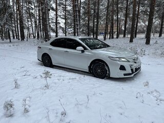 2019 Toyota Camry VIII (XV70), белый, 2499000 рублей, вид 5