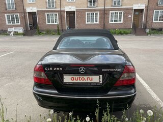 2005 Mercedes-Benz CLK-Класс 200 II (W209) Рестайлинг, чёрный, 1700000 рублей, вид 3