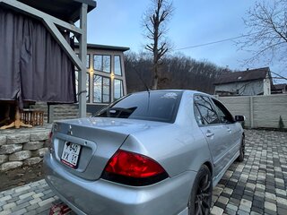 2006 Mitsubishi Lancer IX Рестайлинг, серебристый, 650000 рублей, вид 4