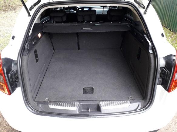 2010 Renault Laguna III, белый - вид 4