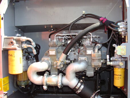2008 Hitachi Гусеничные, 5000000 рублей, вид 3