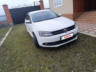 2011 Volkswagen Jetta VI, белый, 990000 рублей, вид 3