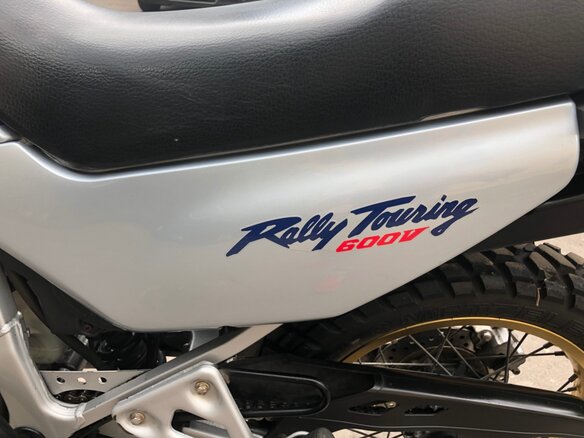 2000 Honda XL600V Transalp, серебристый - вид 26