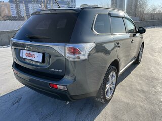 2014 Mitsubishi Outlander III, серый, 1945000 рублей, вид 3