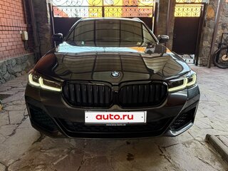 2020 BMW 5 серии 530d xDrive VII (G30/G31/G38) Рестайлинг, серый, 5100000 рублей, вид 3