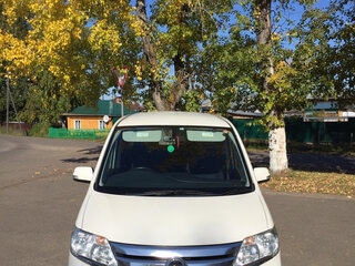 2012 Nissan Serena IV (C26), белый, 1600000 рублей, вид 1