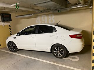2012 Kia Rio 5-speed III, белый, 1400000 рублей, вид 2
