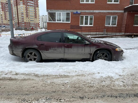 2001 Dodge Intrepid II, красный, 400000 рублей - вид 3