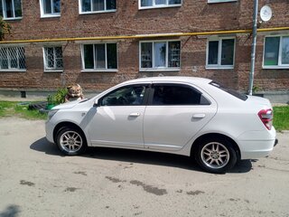 2014 Chevrolet Cobalt II, белый, 530000 рублей, вид 4