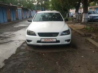 2005 Toyota Altezza, белый, 2000000 рублей, вид 3