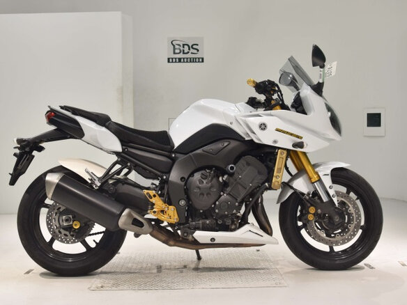 2014 Yamaha FZ8, белый, 600000 рублей - вид 1