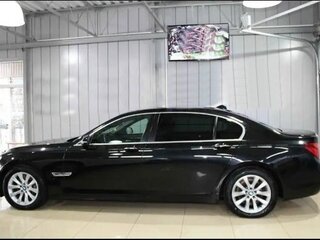 2013 BMW 7 серии Long 750Li xDrive V (F01/F02/F04) Рестайлинг, чёрный, 2350000 рублей, вид 4