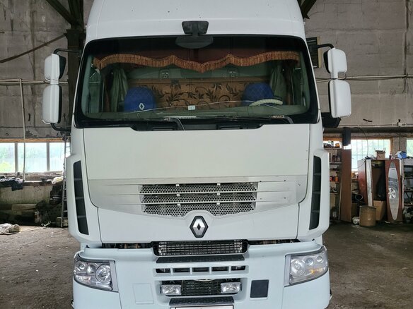 2008 Renault Premium, белый, 2500000 рублей - вид 1
